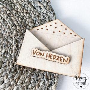 Geldgeschenk Holzkuvert "Von Herzen"
